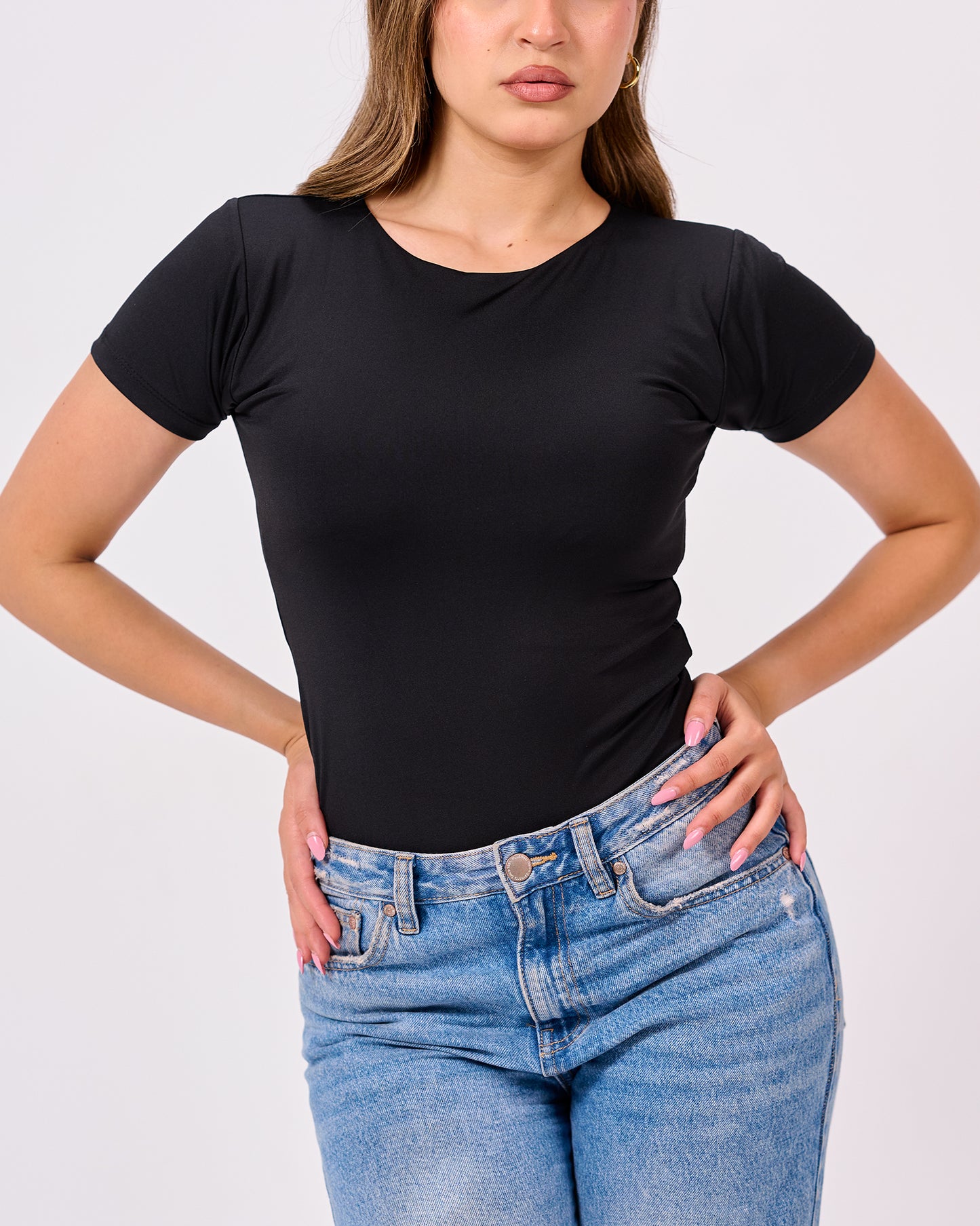 BLACK ROUND NECK SHORT SLEEVE