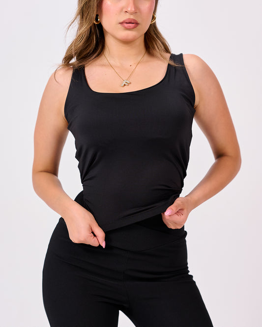BLACK TANK TOP