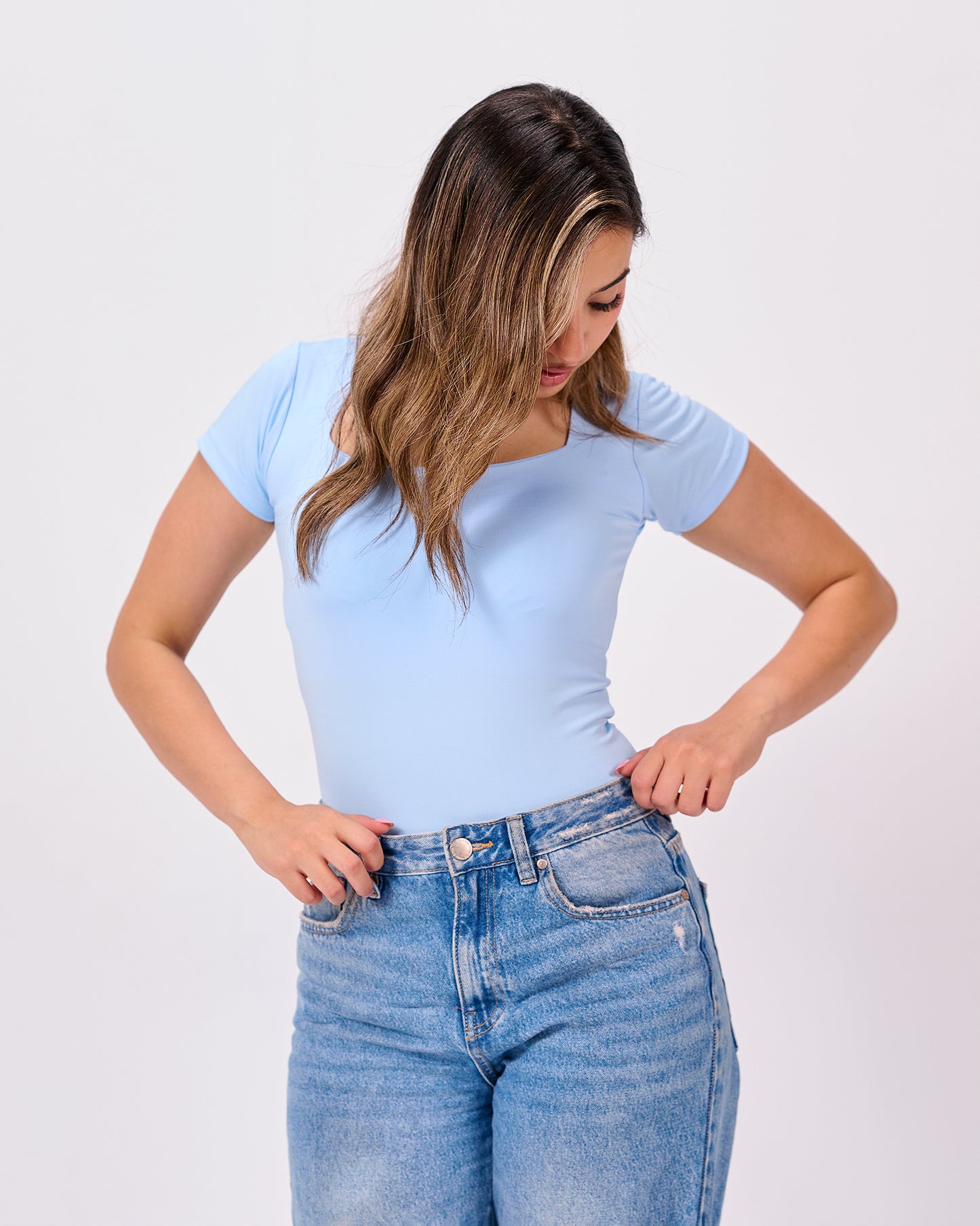LIGHT BLUE SQUARE NECK SHORT SLEEVE