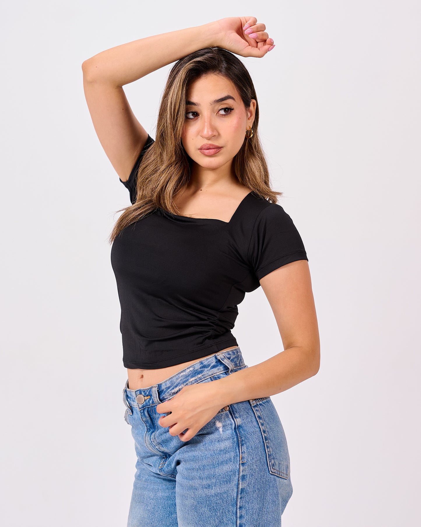 BLACK SQUARE NECK SHORT SLEEVE