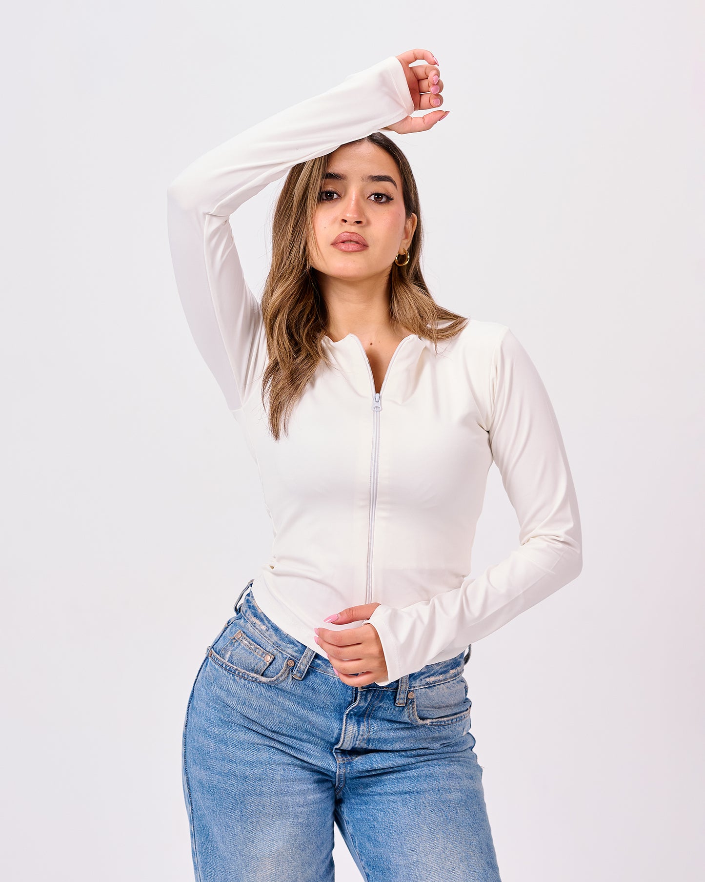 WHITE FULL ZIPPER TOP
